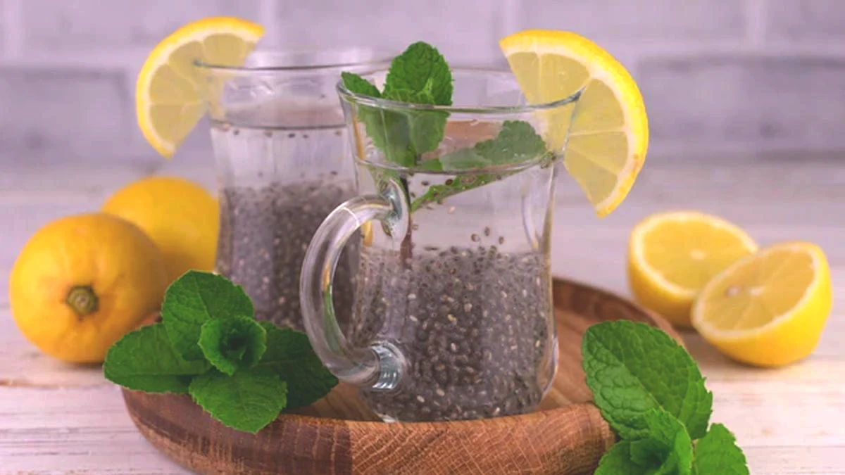 2022/11/08/main-chiaseedswithlemon.jpg